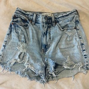 Light blue distressed Abercrombie High Waisted Mom Shorts - Size 25